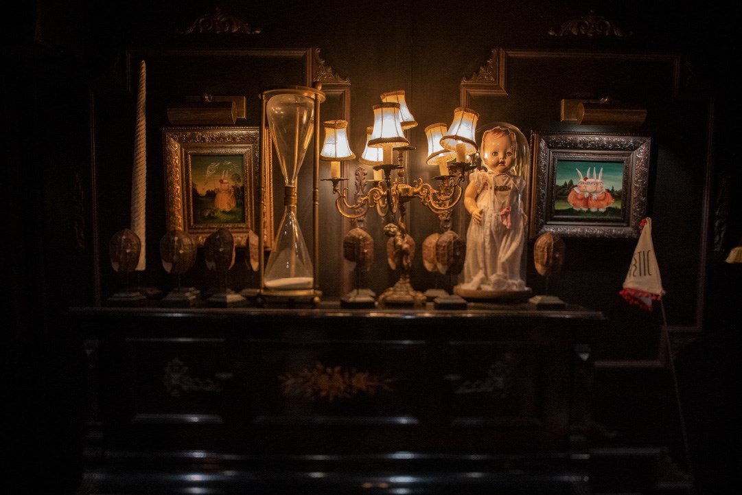 Sea Port Hotel Restaurant Mood